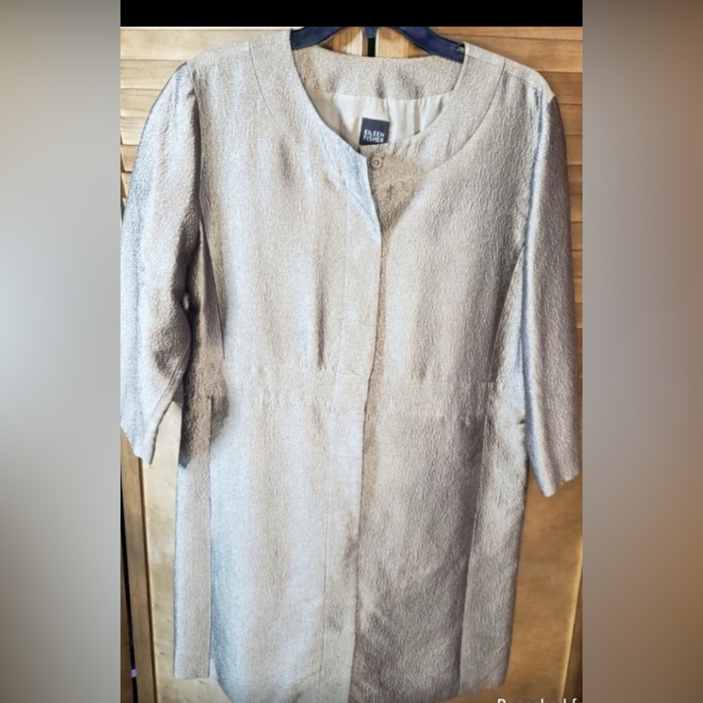 Eileen Fisher Large NWOT Gold Tan Textured All Weather Coat with Pockets
